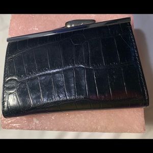 Italian Calfskin Coin Mini Wallet Metal Closure